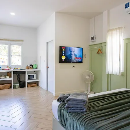 Vawa Guesthouse Kanchanaburi Buitenkant foto